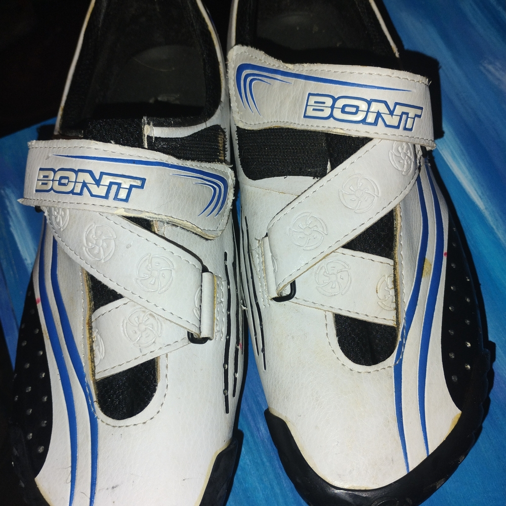 Men's Athletic Shoes - White and Black